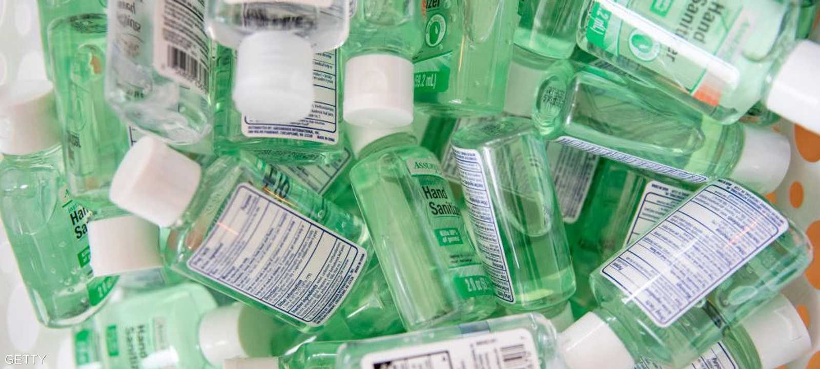 الباخرة كانت محملة بشحنة من الكحول الطبي.