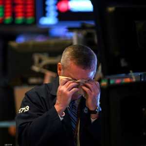 يساهم لمس الوجه في نشر الفيروسات التي تلتصق بالأيدي.