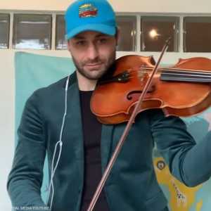 العمل من 19 موسيقي بأوركسترا روتردام الفلهارمونية الهولندية