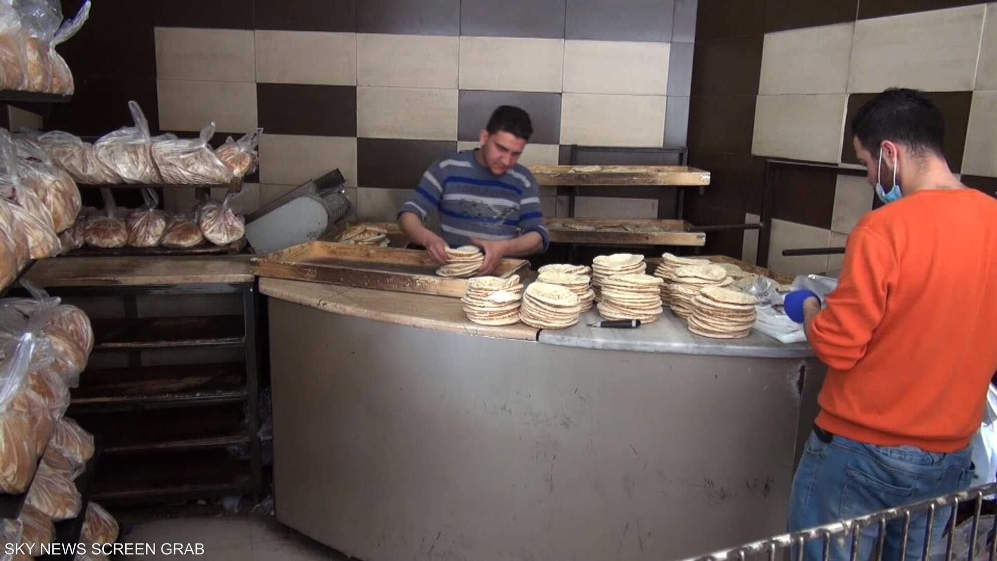 الحكومة الأردنية تبدأ بتطبيق آلية إيصال الخبز للمنازل