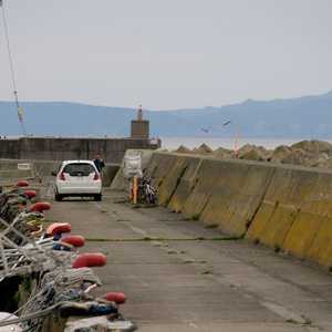 جزيرة كوناشيري إحدى جزر الكوريل كما ترى من هوكايدو باليابان