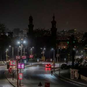 الشوارع خالية في القاهرة خلال حظر التجول