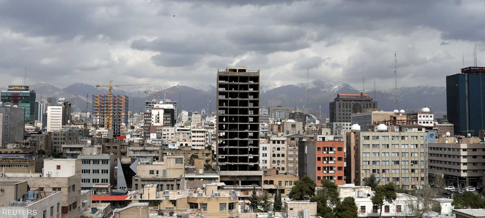 منظر عام للعاصمة طهران بعد تفشي فيروس كورونا المستجد.