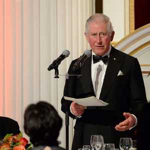 الأمير تشارلز بصحة جيدة وخرج من العزل الذاتي