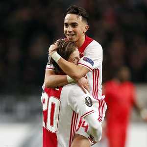 عبدالحق نوري لاعب أياكس سابقا