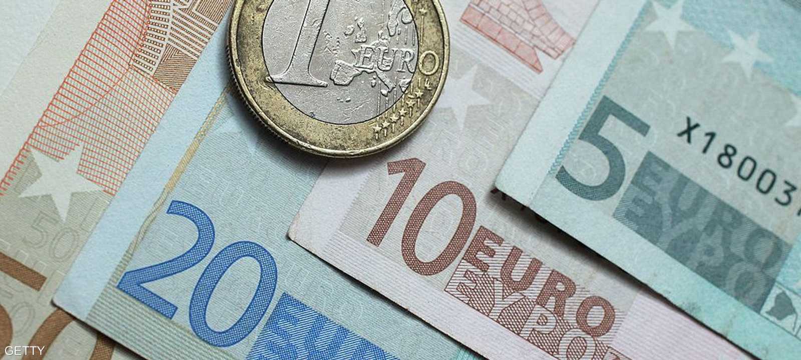 اليورو يقفز إلى أعلى مستوى في 4 أشهر