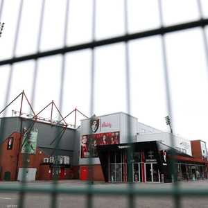 نادي بورنماوث لكرة القدم بعد الإعلان عن تأجيل جميع مباريات