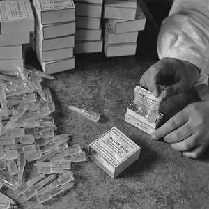 توصل العلماء للقاح السل قبل 100 عام