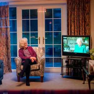 الملكة إليزابيث في خطاب تلفزيوني موجه للشعب البريطاني