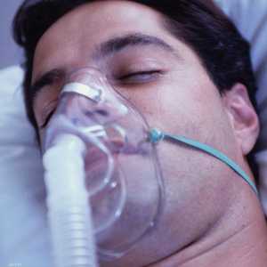 التنفس الاصطناعي سلاح رئيسي تحارب به المستشفيات فيروس كورونا