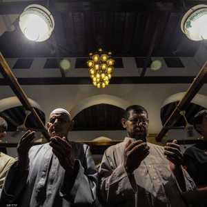 صلاة التراويح تجمع مئات الآلاف من المصريين كل ليلة