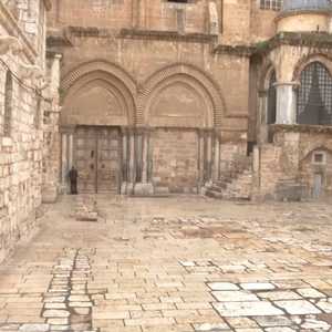 إغلاق كنيسة القيامة في القدس للمرة الأولى منذ 100 عام