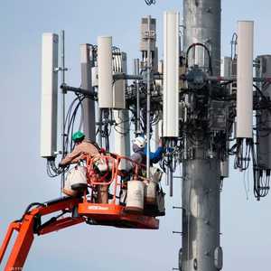 أرشيفية لبرج اتصالات بتقنية الجيل الخامس