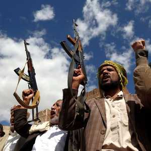 عناصر من ميليشيات الحوثي الإرهابية