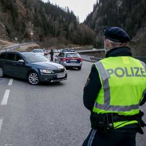 من المتوقع أن ينكمش الاقتصاد العالمي بنسبة ثلاثة في المئة