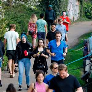 كثير من البريطانيين لا يلتزمون بتدابير الوقاية من كورونا