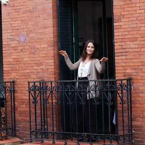 الإسبان يأملون بانتهاء إجراءات الحظر في أقرب وقت