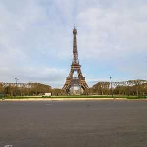 حثت وكالة الصحة الفرنسية الجمهور على الالتزام بإجراءات العزل