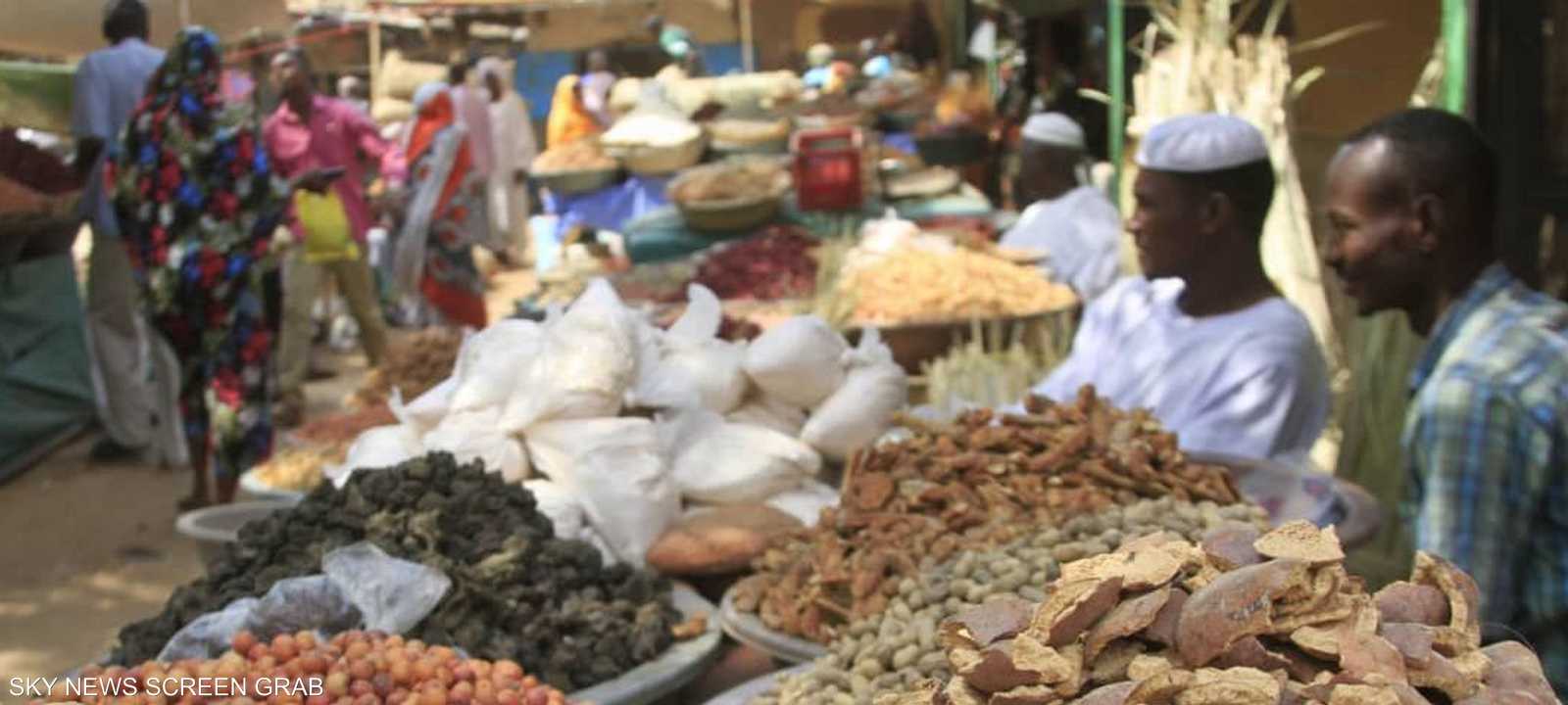 كورونا يغير رائحة "الحلو مر".. ويعصف بعادات رمضانية بالسودان