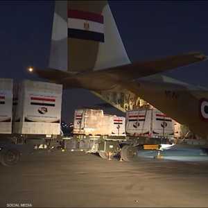 أرسلت مصر 4 طائرات عسكرية محملة بالمساعدات الطبية للسودان