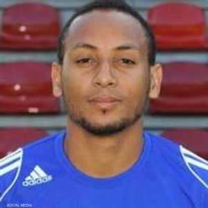 لاعب فريق شالكه الألماني السابق هيانيك كامبا