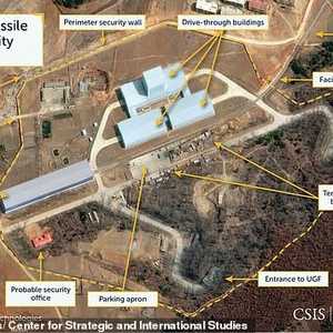 المنشأة أقيمت قرب مطار بيونغيانغ