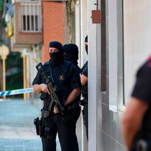 أرشيفية لأفراد من الشرطة الإسبانية في برشلونة