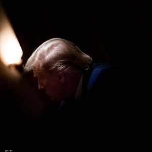 ترامب يواجه موقفا صعبا مع تفشي كورونا