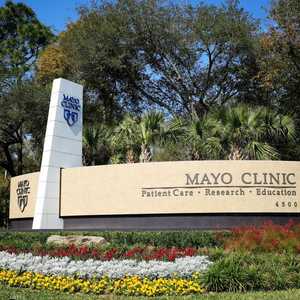 المستشفيات تركز على مرضى كورونا