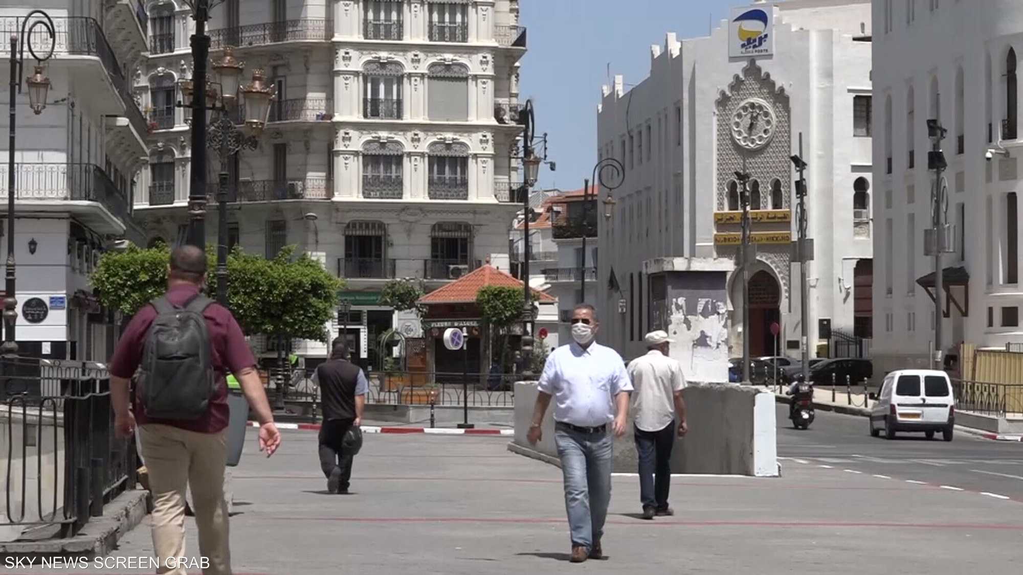 الجزائر.. إغلاق المدارس سبب أزمة للأطفال مع بقائهم بالمنازل