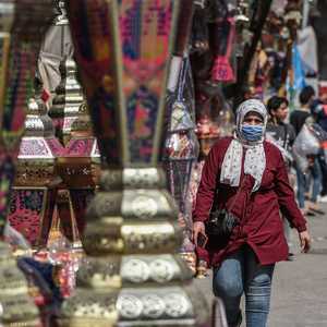 استخدام الكمامة سيصبح إجباريا في وسائل المواصلات العامة