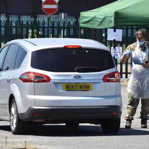 عالم بريطاني يتوقع اختفاء كورونا في يونيو