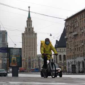 فيروس كورونا يواصل الانتشار في روسيا