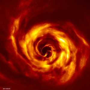 النجم حديث التكوين يبعد عن الأرض نحو 520 سنة ضوئية