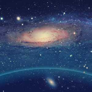 تصدر عن الثقب الأسود ومضات غامضىة تبدو كأنها موجهة لنا