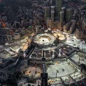 أعلنت السعودية إقامت الحج لهذا العام بأعداد محدودة