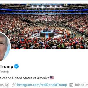 صفحة ترامب على تويتر