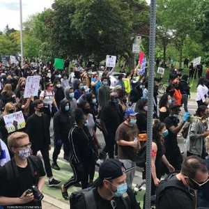 الاحتجاجات ضد العنصرية تمتد إلى كندا