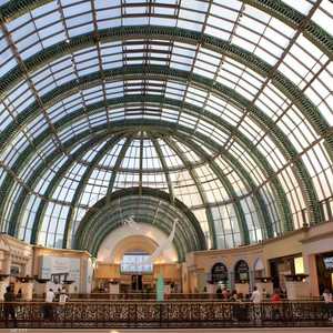 أرشيفية لمركز تسوق في دبي