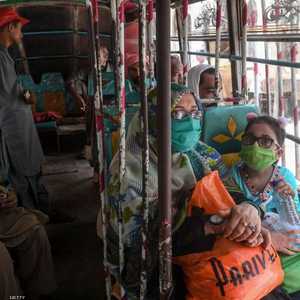 هل أخطات حكومة باكستان بقرار رفغ الإغلاق؟