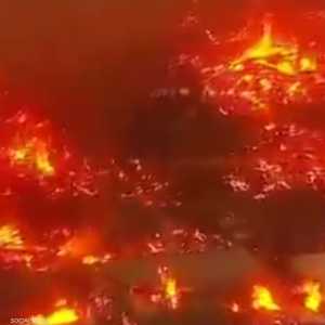 الحريق التهم المخازن بالكامل