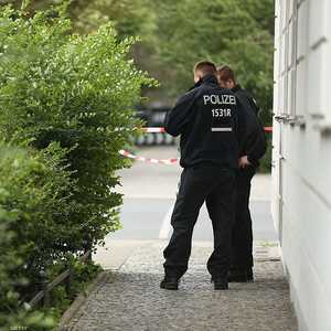 الشرطة قبضت على مشتبه بهم.