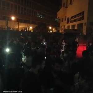 بيروت.. تظاهرات ليلية احتجاجا على السياسة المالية