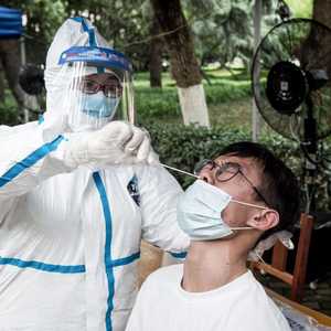 الصين تحجر على أحياء في بكين بعد ظهور حالات كورونا فيها