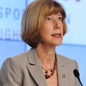 كاثي ليدرز مديرة للرحلات المأهولة إلى الفضاء