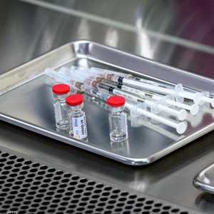 تعمل أكسفورد على تطوير لقاح لفيروس كورونا