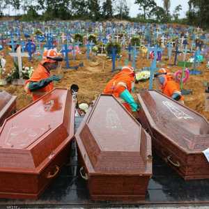 أودى الفيروس بحياة نحو 42 ألف برازيلي