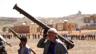 الحوثيون يواصلون استهداف المدنيين.. أرشيفية