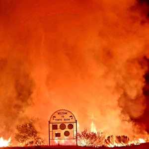 حرائق غير مسبوقة تشهدها ولاية أريزونا