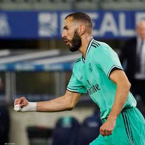 هدف كريم بنزيمة أثار جدلا تحكيميا